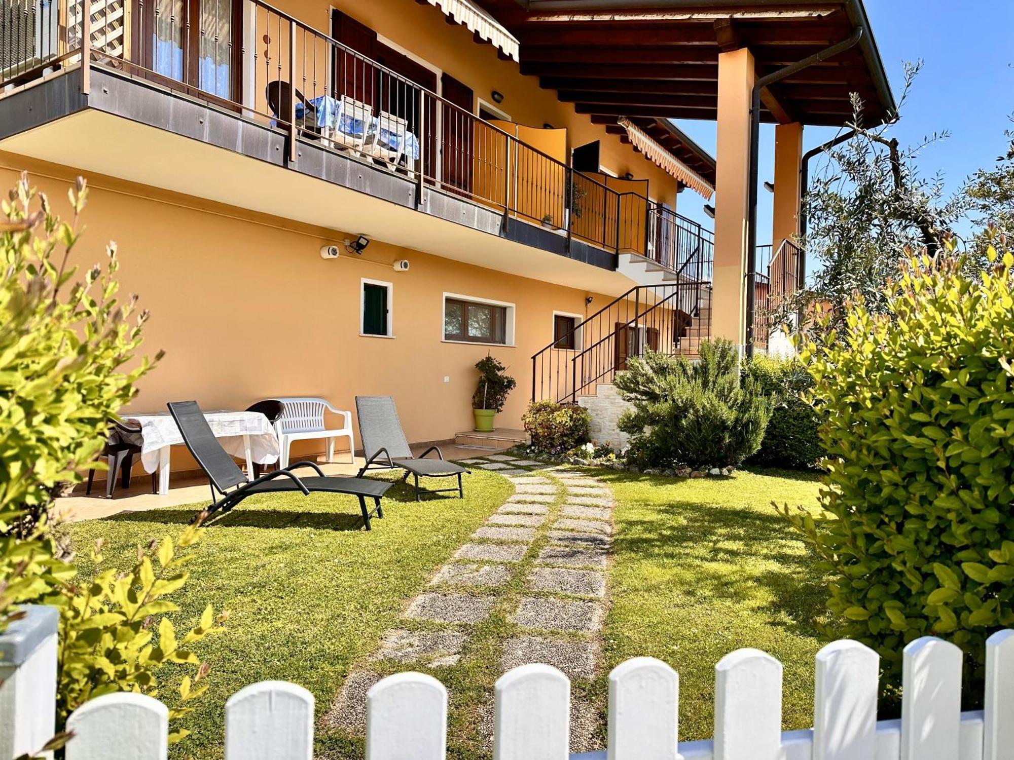 Apartament Il Fienile Di Manerba Manerba del Garda Zewnętrze zdjęcie
